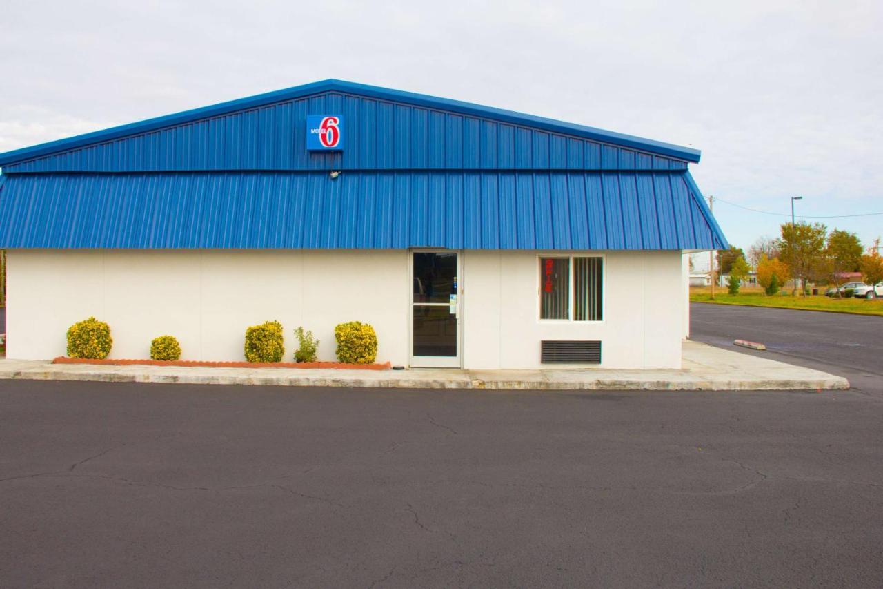 Country Yard Inn And Suites Sikeston Exterior foto